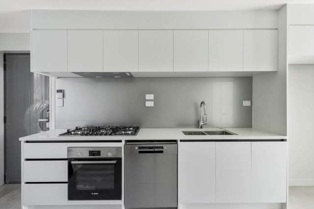 4/11 Celeste Place Totara Vale_2