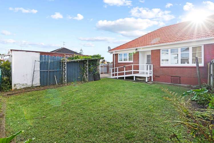 1/101a Clevedon Road Papakura_9