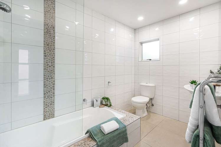 1/38 Clifton Road Hauraki_9