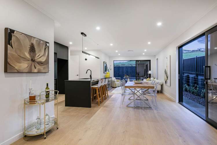 9 Fallowdown Street Wainui_9