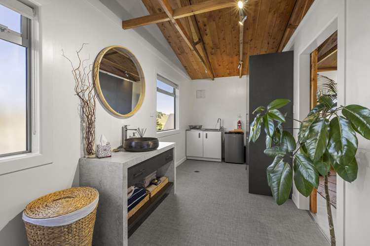 37 Main Road Raglan_47