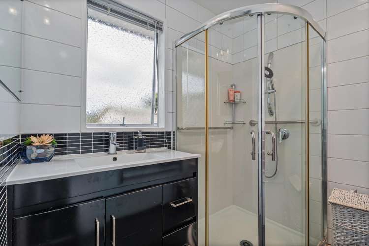 26 South Highway East Whitianga_19