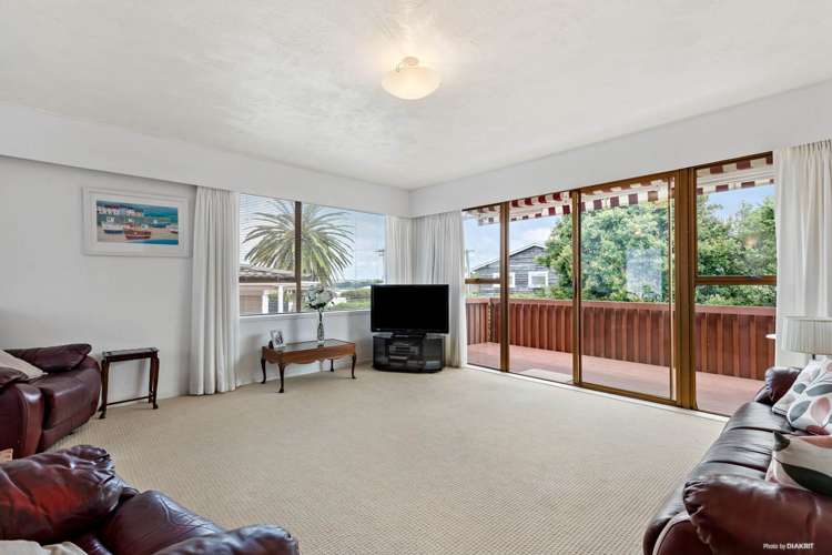 2/5 Pine Ridge Terrace Hauraki_2
