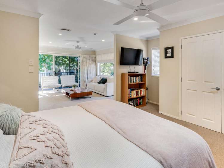 5 Seymour Road Mellons Bay_25