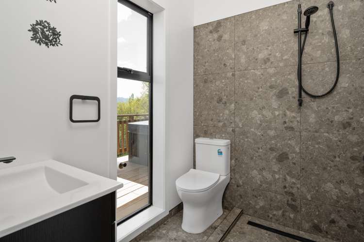 30 Waimarama Street Waikawa_11