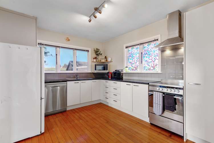 72 Joy Street Shirley_2