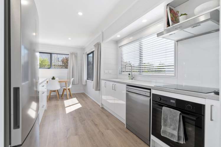 13 Esther Street_5