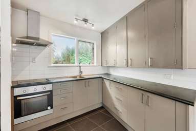 2/1A Wade Avenue_3