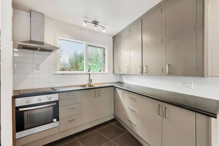 2/1a Wade Avenue Onehunga_3