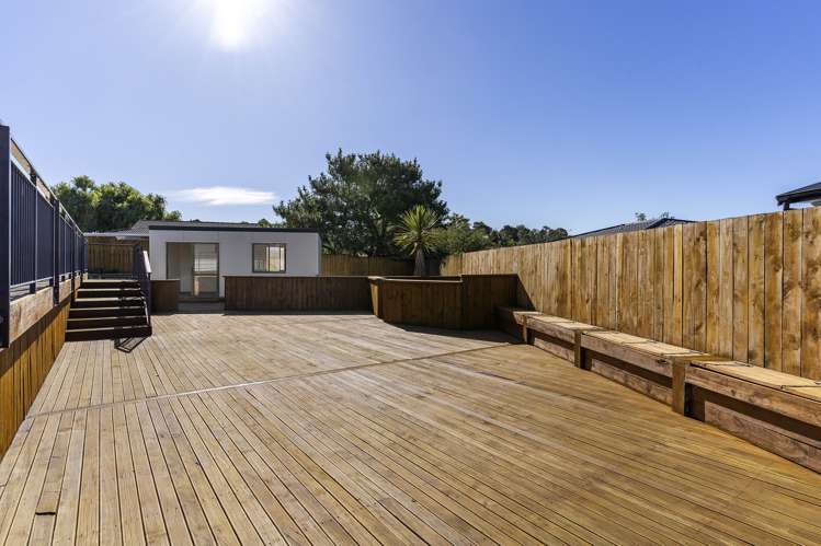 144 Solar Road Glen Eden_14
