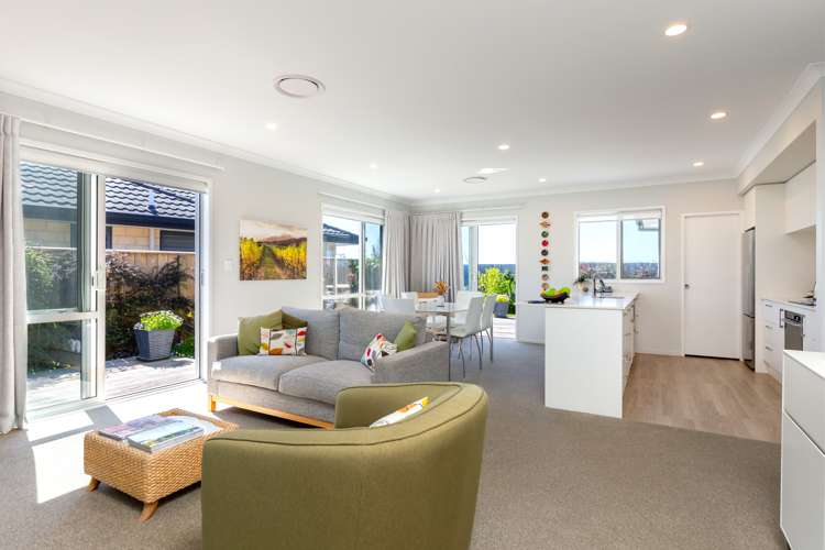 24 Ara Drive Redwoodtown_6