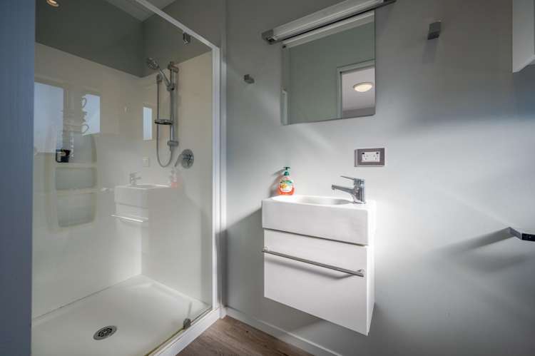 13 Monarch Drive Robinsons Bay_28