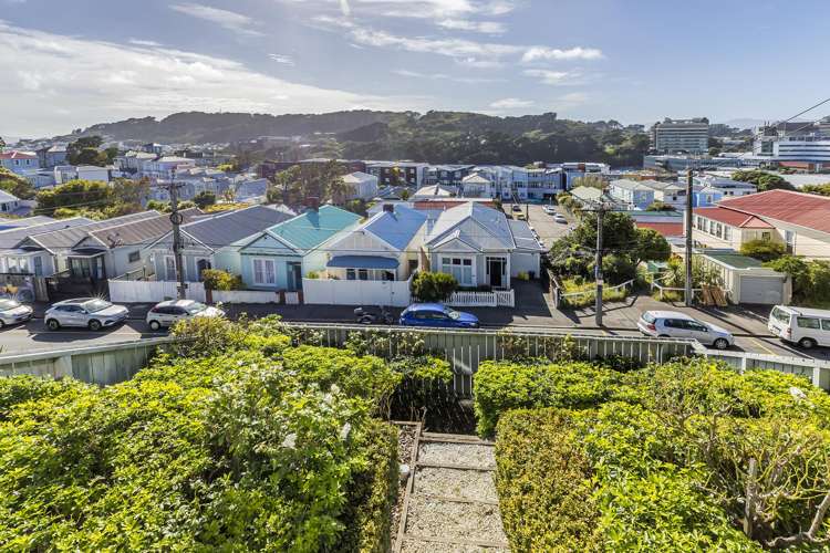 18 Carrington Street Mount Cook_18
