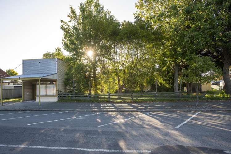 39 Cook Street Tolaga Bay_17