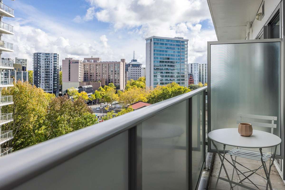 818/430 Queen Street_5