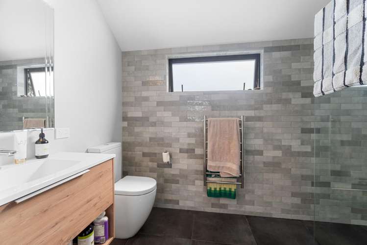 24 Edgars Road Westmere_17