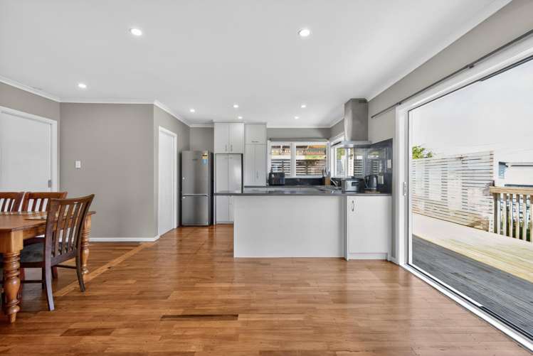 24 Castlerea Street Wainuiomata_6