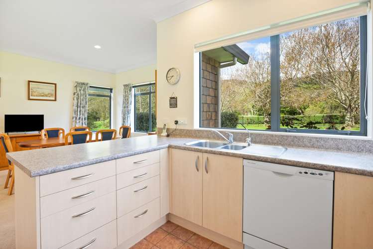 100 Maui Pomare Road Nikau Valley_8