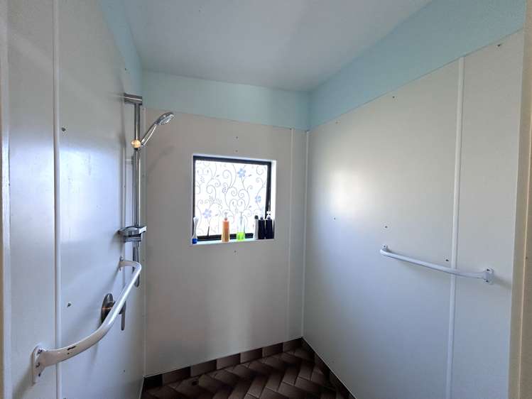 108 Main Road Blackball_12