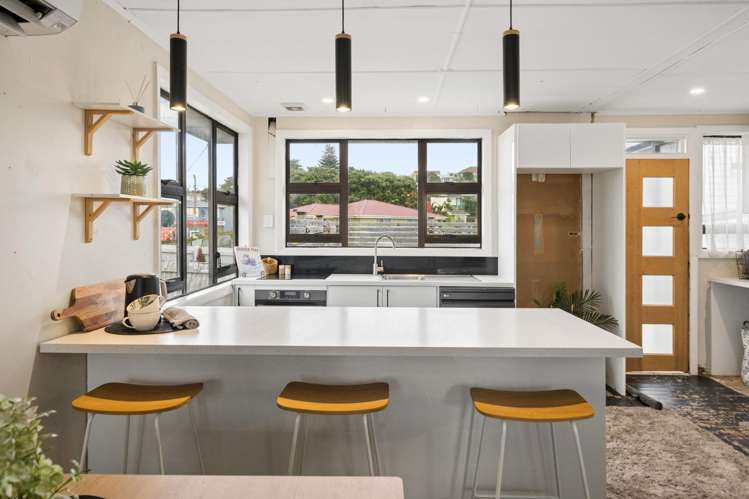 3 Matatiro Street Tītahi Bay_6