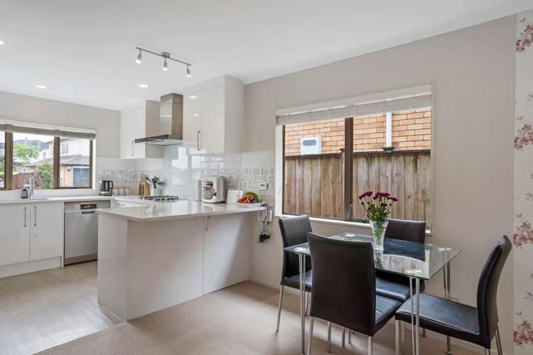 42 Heidi Crescent Flat Bush_15