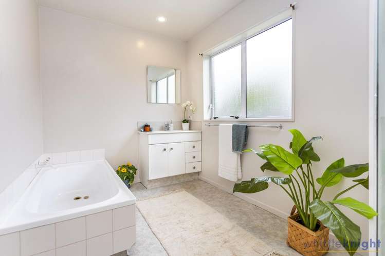 2/54 Tilford Street Woolston_15