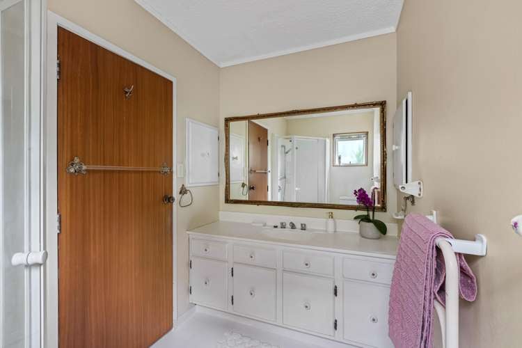 23 Coromandel Crescent Mairangi Bay_18