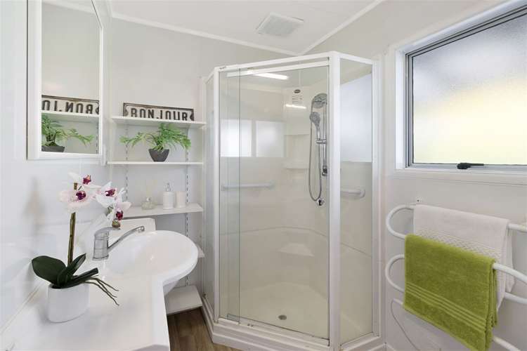 2/25 Arawa Street New Lynn_16