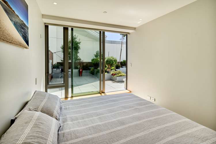 3c/8 Clyde Quay Wharf Te Aro_14