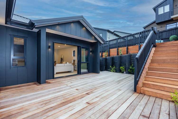 7 Halcyon Bay Lane Orewa_6