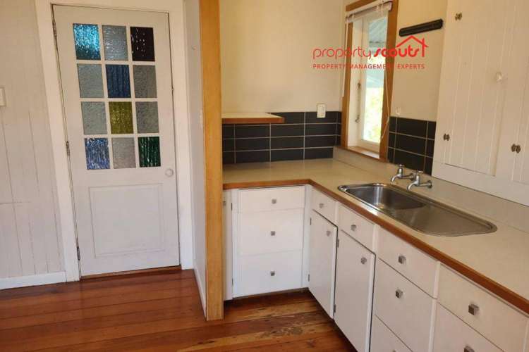 25 Sherwood Road 11614_5