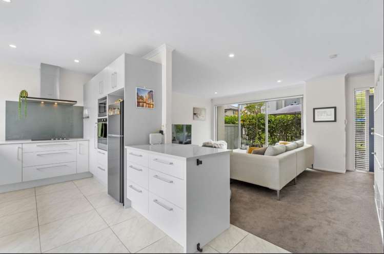 11a Fynes Avenue Stonefields_5