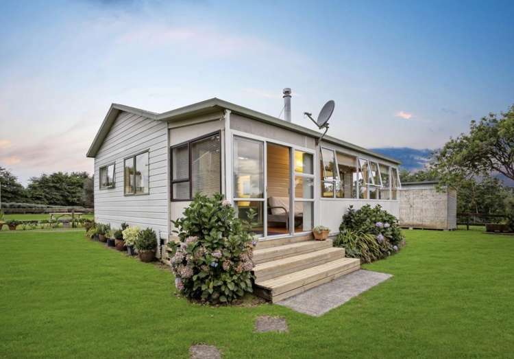 92 Estuary View Road Waiau Pa_22