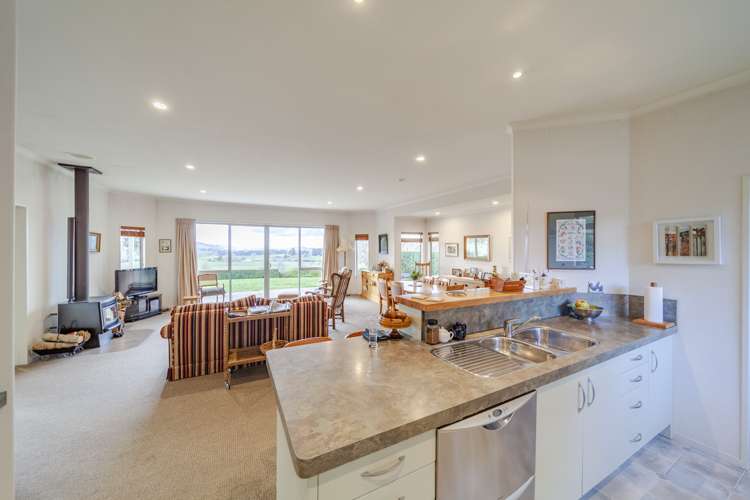 144 Racecourse Road Waipawa_4