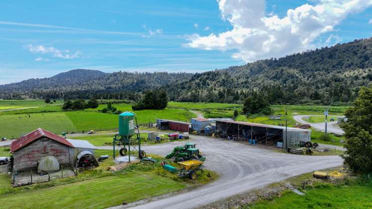 1627 Whataroa Highway Whataroa_8