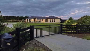 15 Carex Grove_2