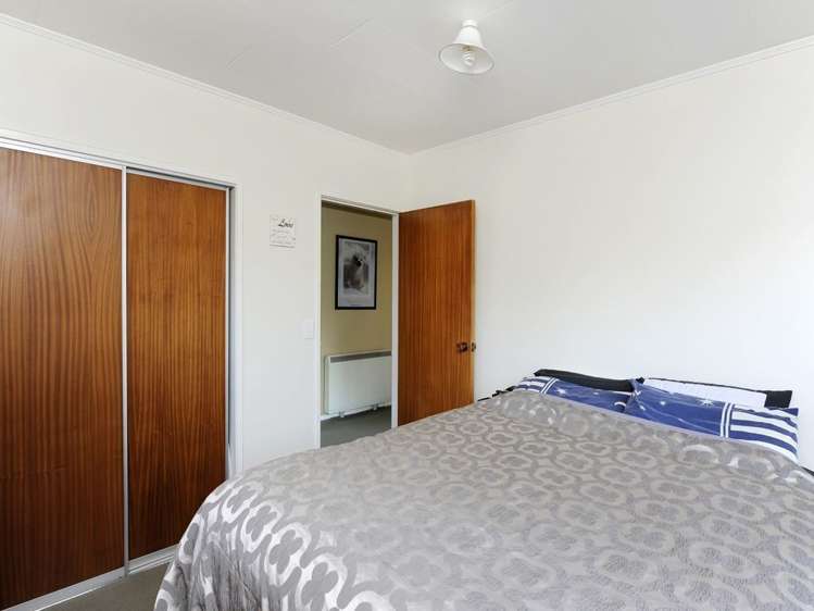 21 Fergusson Street Stoke_12