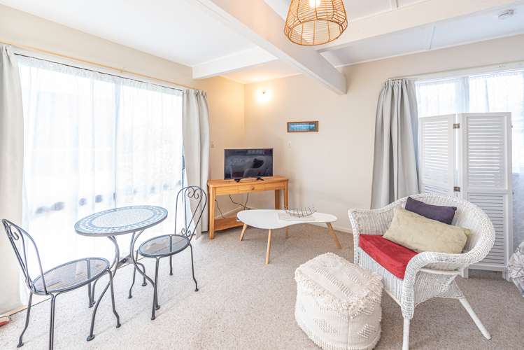 3 Exeter Crescent Springvale_18