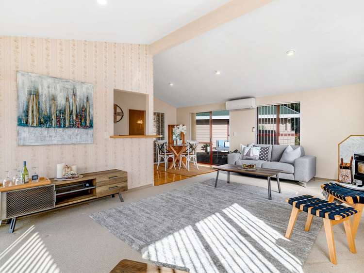 8 Princess Maria Place Massey_7