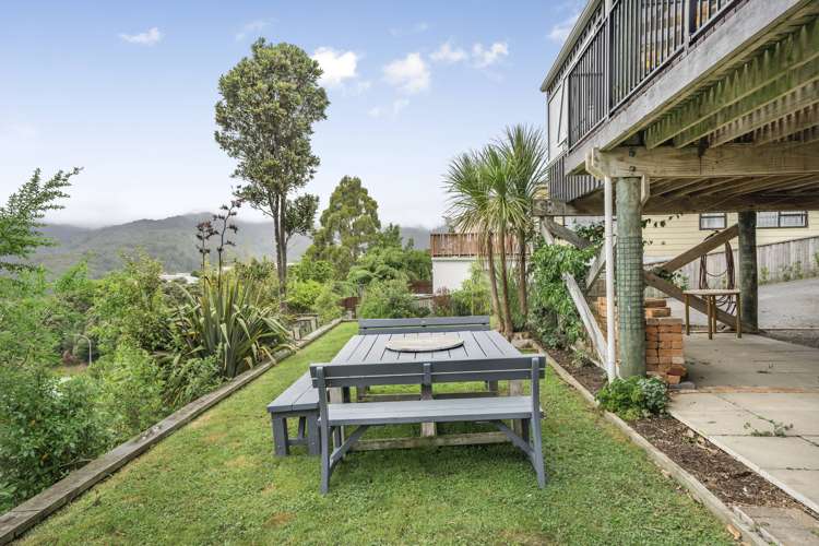 7 Fenchurch Grove Stokes Valley_14