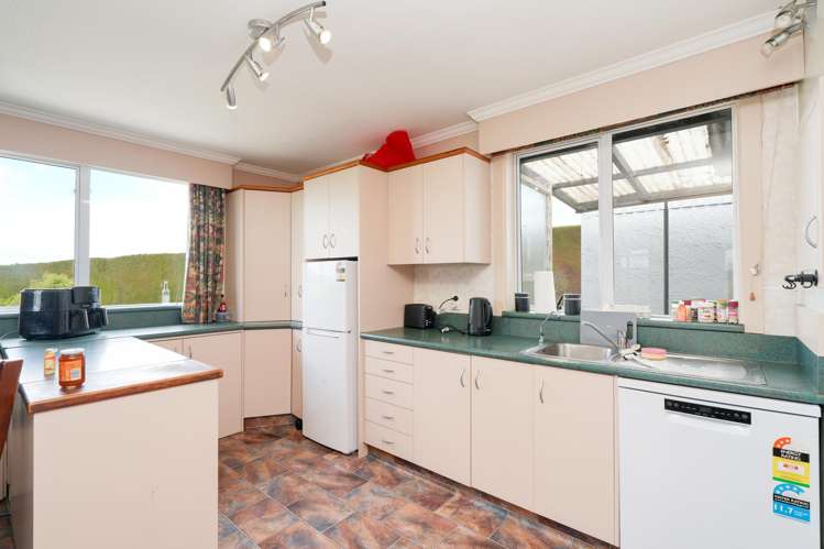 85 Cross Road Edendale_7