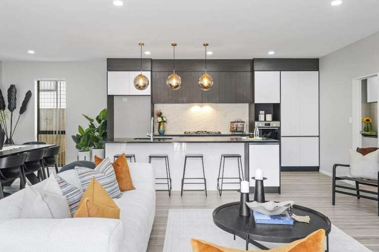 27 Surf View Crescent Red Beach_4