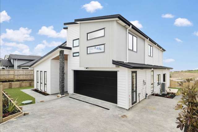 Stunning Home and Granny potential in Orewa!