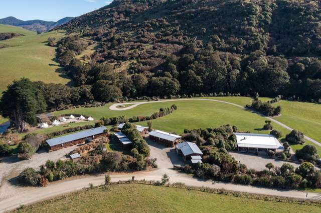 348 Catlins Valley Road Papatowai/Pounawea_1