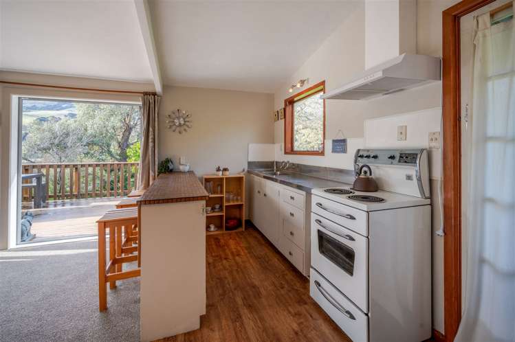 7 Kotlowski Road Takamatua_10