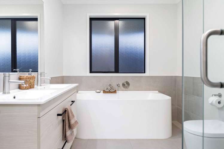 14 Catherine Mclean Road Pukekohe_17