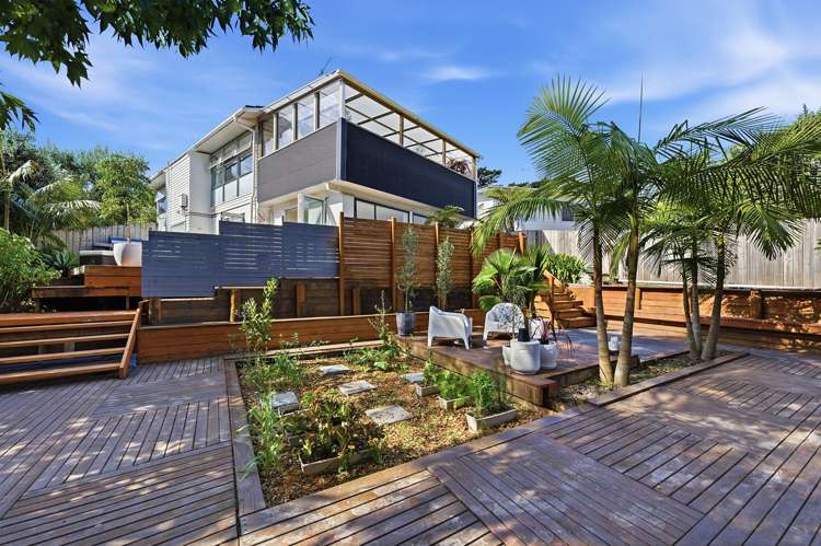 1&2/149 Eskdale Road Birkdale_30