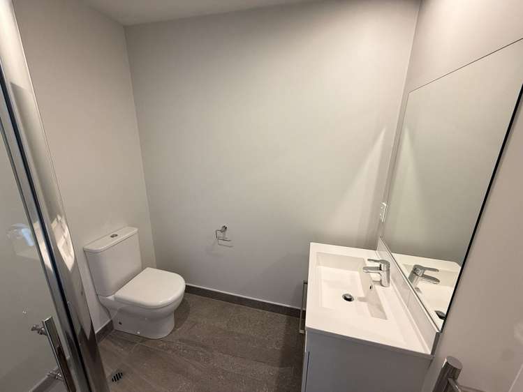 2/12 Parson Lane Papatoetoe_6