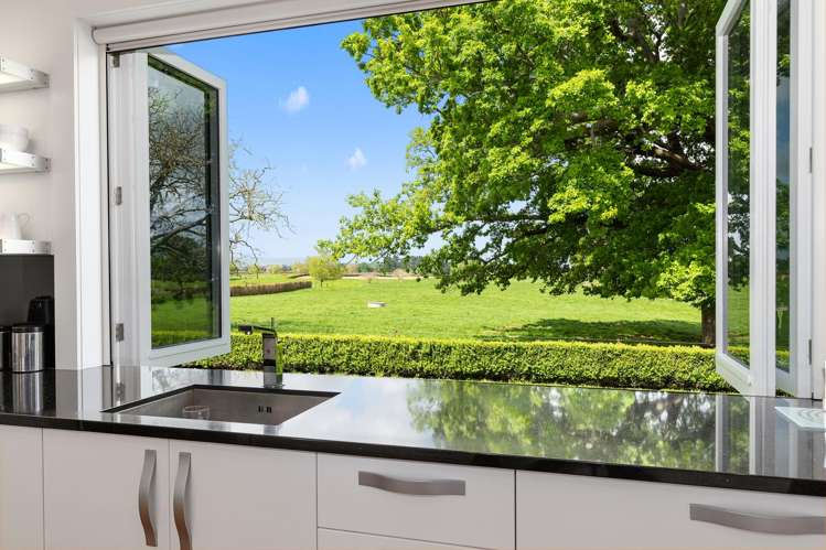 72 Harding Road Turangaomoana_13