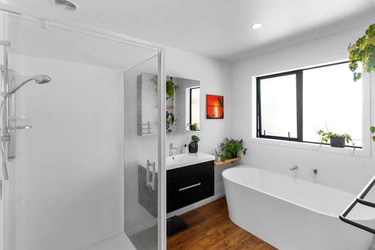 2/32 Glenmark Drive Waipara_8